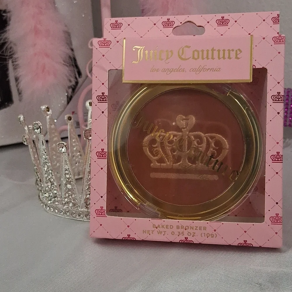 Juicy Couture Gold Bronzer & Contour Makeup